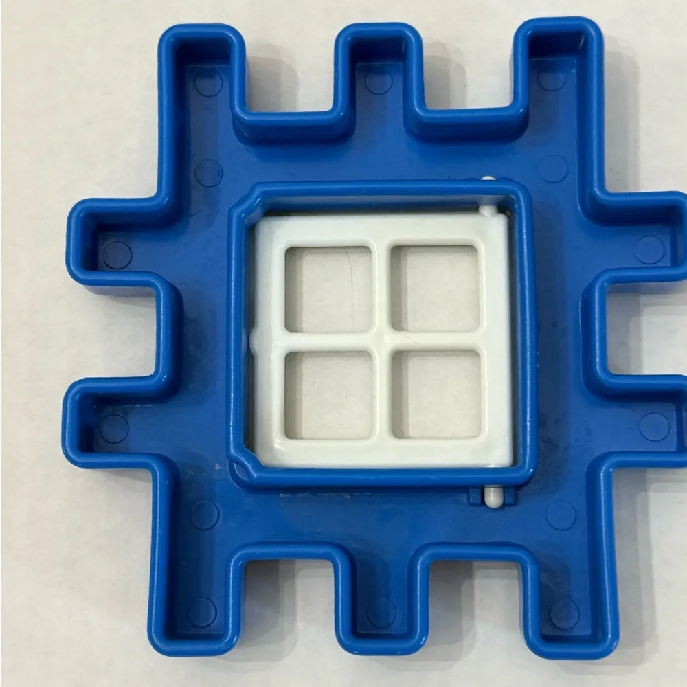 VTG Little Tikes Waffle Blocks 5 Piece Lot‎ 4 Windows 1 Door Red & Blue 4 Inches
